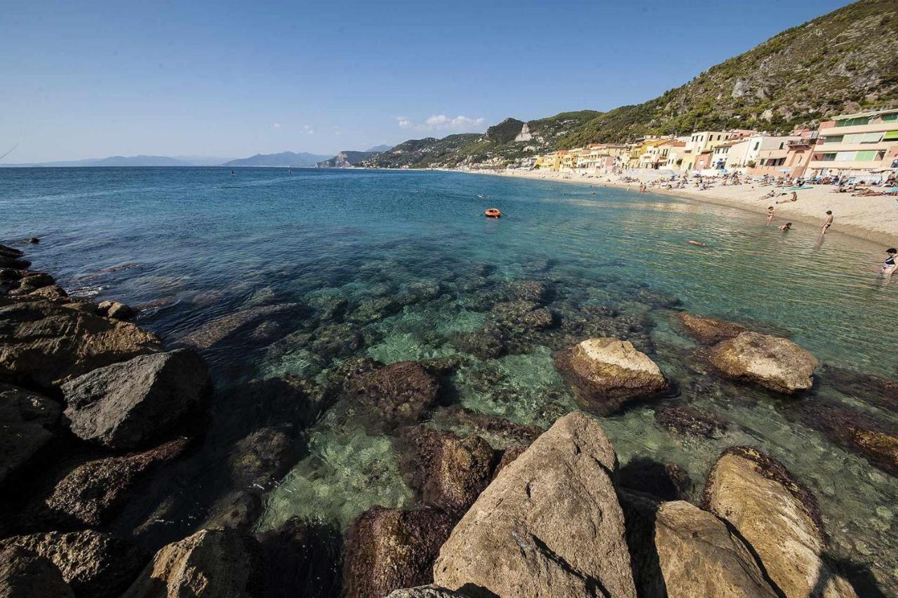 Cipriani 5 Rivieraholiday Pietra Ligure Eksteriør bilde